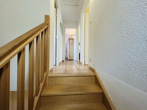 Interior - 4-room house with terrace, 3 bedrooms for 6 people, near Narbonne Beach, parking included (Narbonne)