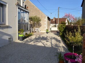 Terrace/patio - Comfortable house, pets allowed, enclosed garden (Saint-Avertin)