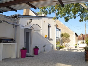Property grounds - Comfortable house, pets allowed, enclosed garden (Saint-Avertin)