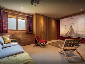 Fireplace, DVD player, stereo