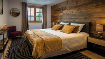 5 soverom, strykejern/-brett, wi-fi og sengetøy