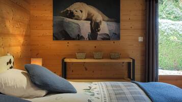 5 Schlafzimmer, Bügeleisen/Bügelbrett, WLAN, Bettwäsche
