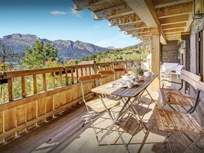 Outdoor dining - Chalet Le Meridien Etale - alpine base for 7, nordic bath - OVO Network (Haute-Savoie)