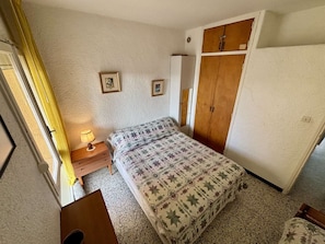 1 Schlafzimmer