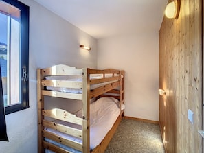 1 bedroom, free WiFi