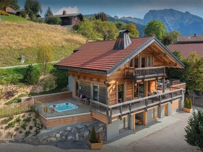 Exterior - Chalet Chocolat - Manigod ski base for 8, log fire nights - OVO Network (Manigod)