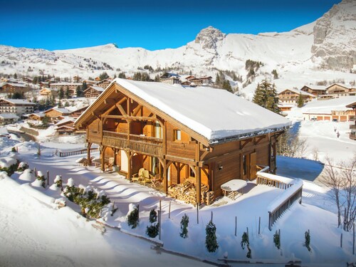 Chalet L'Ours Blanc - ski-in ski-out base for 8, open fire - OVO Network