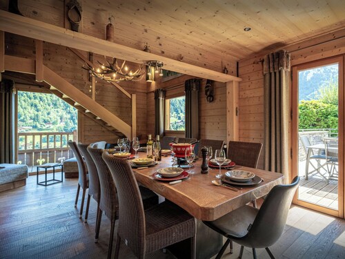 Cristal des Neiges - savoyard ski-in ski-out base & spa - OVO Network