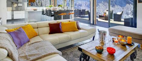 تلفزيون، مدفأة، ألعاب فيديو، مشغل دي في دي