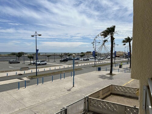 Seaside Studio - Pets Welcome, Parking Included