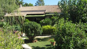 Enceinte de lâhĂ©bergement