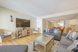 Een smart-tv en een dvd-speler