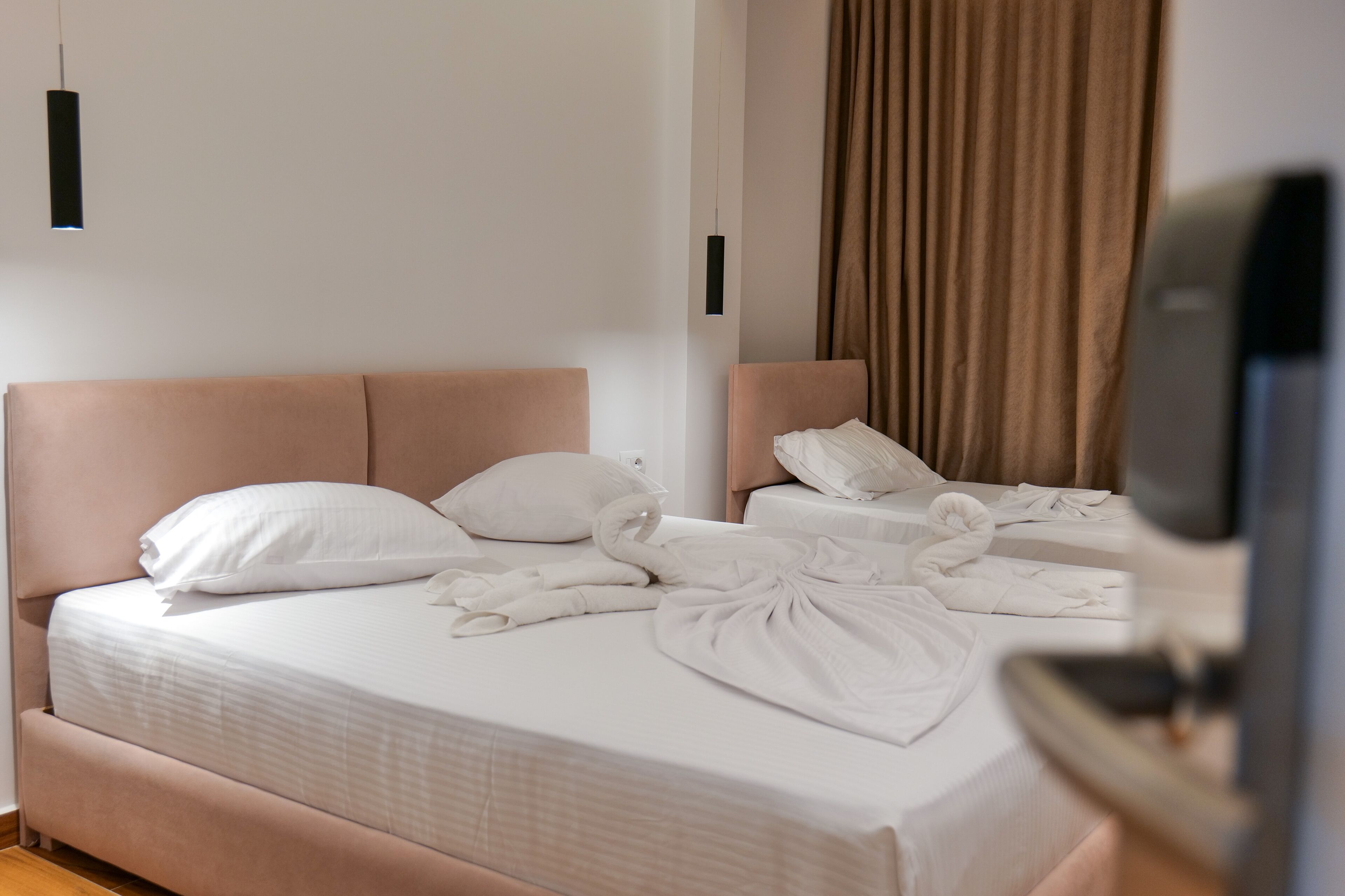 三人房, 阳台 | 办公桌、隔音、免费 WiFi、床单