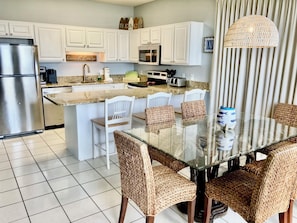 Fridge, microwave, oven, stovetop - First Floor Beachfront Corner Unit with Great Views! (Orange Beach)