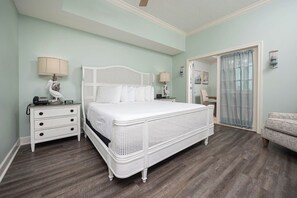 3 bedrooms, iron/ironing board, free WiFi, bed sheets - LOW FLOOR! Phoenix West! GULF FRONT! PW-205 *2nd Floor* (Orange Beach)