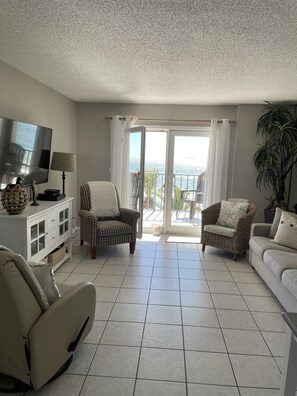 Smart TV y reproductor de DVD 