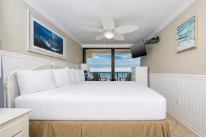 1 chambre, fer et planche à repasser, accès au Wi-Fi (inclus)