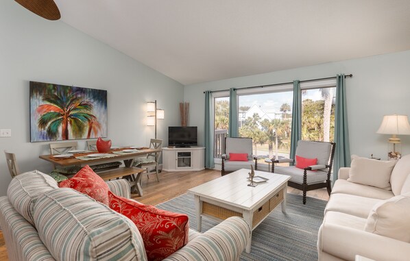 Smart TV, DVD player