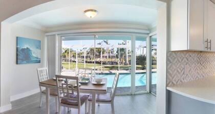 Canal, Heated Pool, Boat Rental, Hot Tub, Fishing