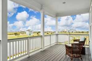 Property grounds - Luxury Water Front, Family Beach House, Four Balconies w/spectacular views. (Galveston)