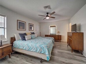 2 bedrooms, free WiFi, bed sheets