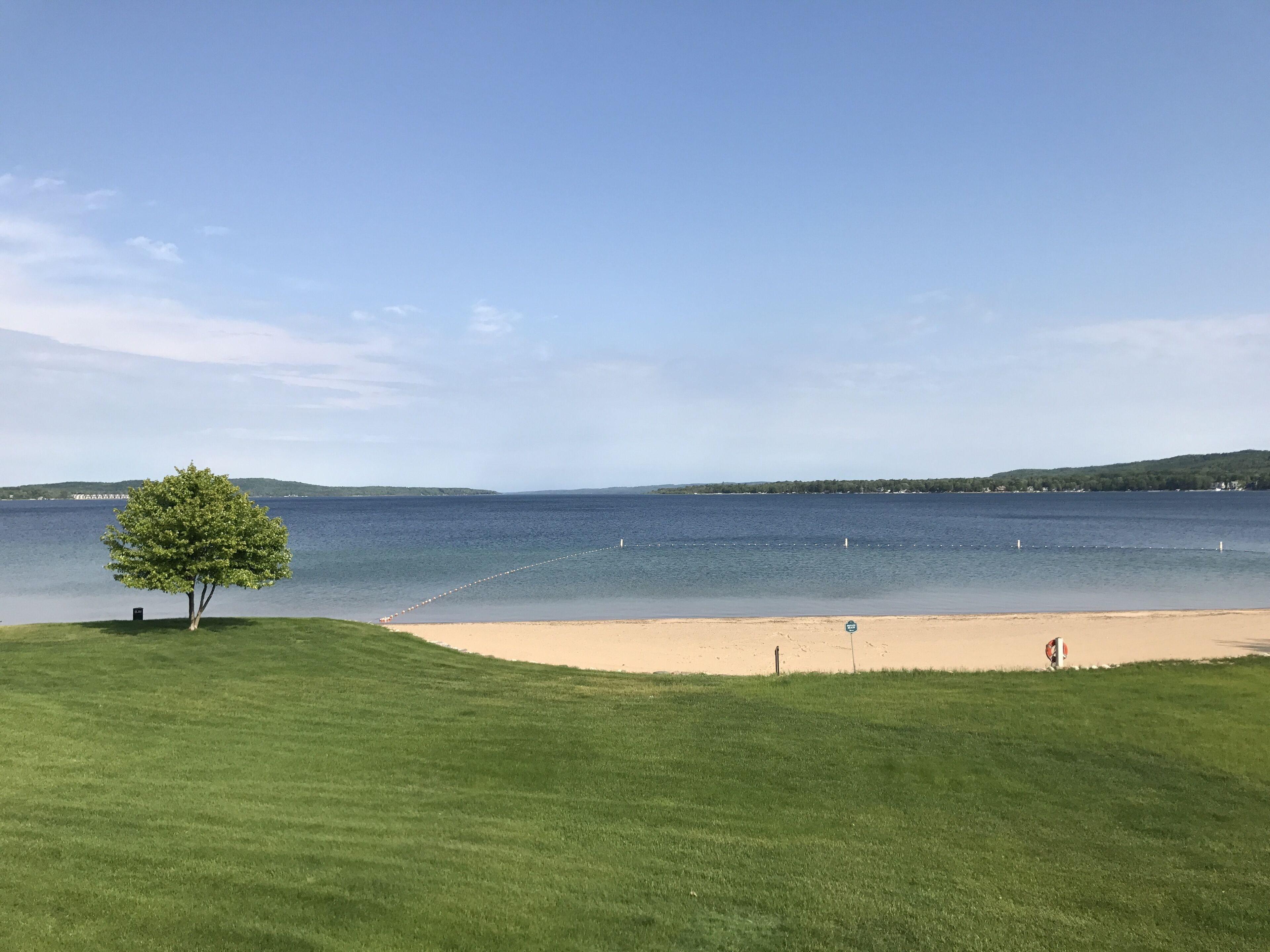 海灘、躺椅、沙灘巾