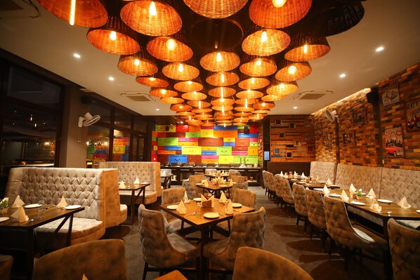 Breakfast, lunch, dinner served; international cuisine - The Mystic Palms (Mathura)