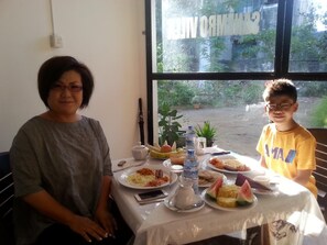 Dining - Sanemro Villa (Dambulla)