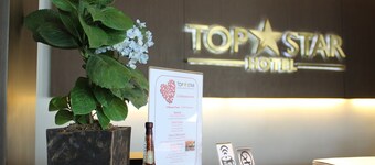 Top Star Hotel