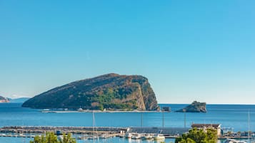 Appartement, 1 chambre, balcon, vue mer | Vue de la chambre