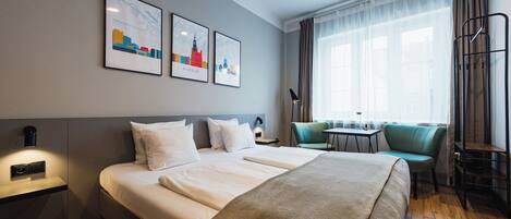 1 bedroom, Egyptian cotton sheets, premium bedding, Tempur-Pedic beds