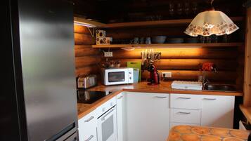 Tempat makan keluarga