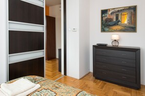 Economy Loft, 1 Bedroom, Kitchen, City View | 1 bedroom, desk, iron/ironing board, free cribs/infant beds