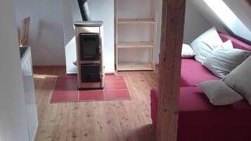 Quadruple Room, Kitchenette, Valley View | Desk, blackout drapes, free cribs/infant beds, free WiFi
