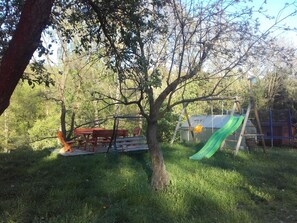 Children’s play area – outdoor - Kyprův mlýn (Knínice)