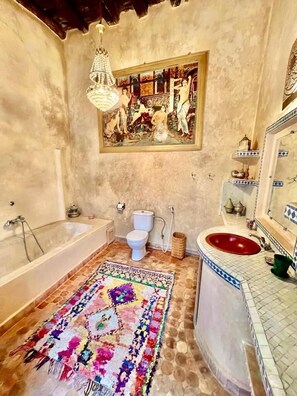 Traditional Apartment, 2 Bedrooms, Courtyard Area | 1 bedroom, premium bedding, individually decorated