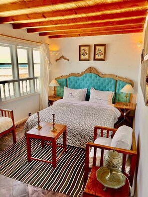 Honeymoon Loft | 1 bedroom, premium bedding, cribs (free), WiFi (free) - Riad de la mer (Essaouira)