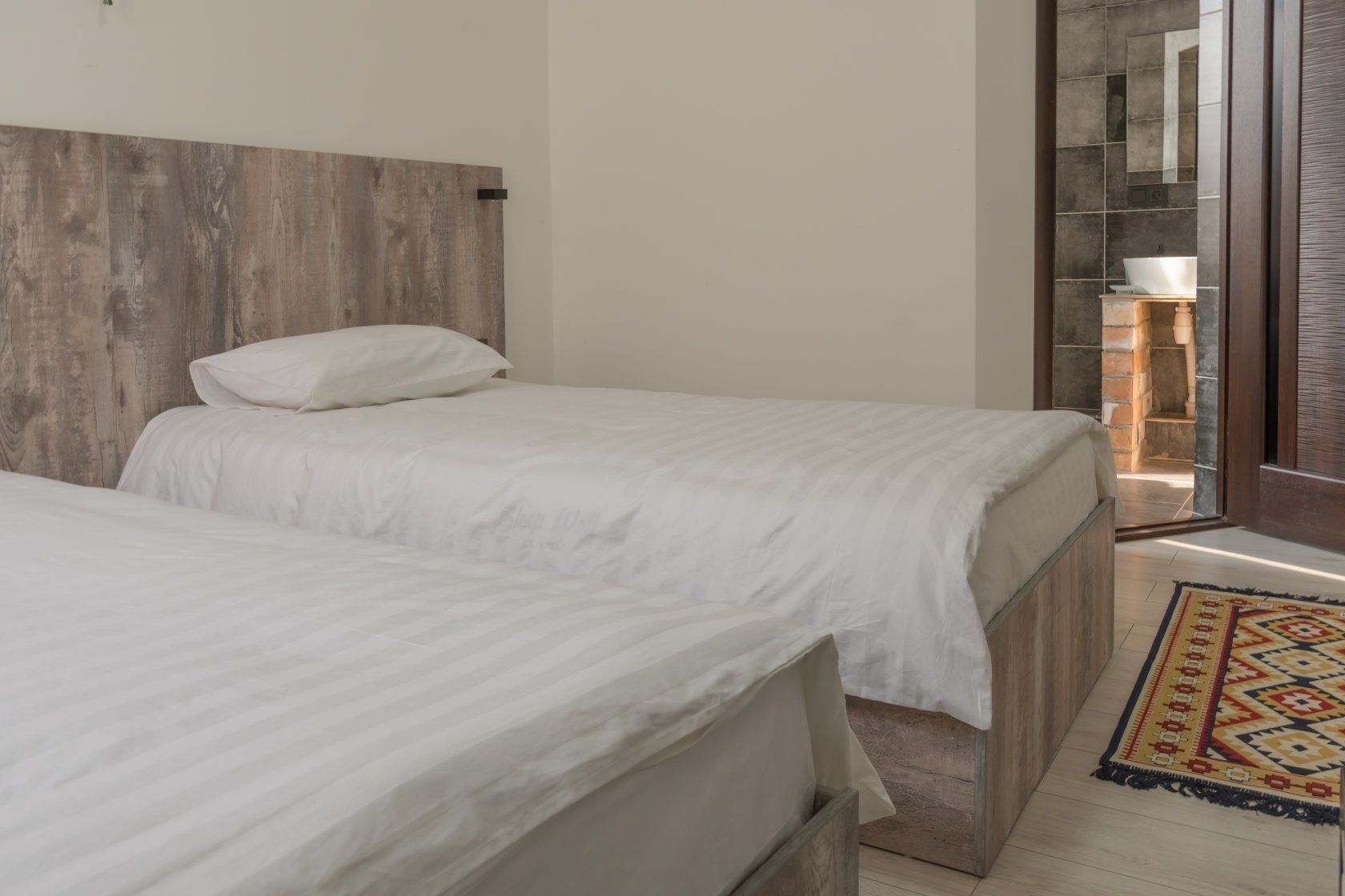 Business-Zweibettzimmer | Hochwertige Bettwaren, Minibar, schallisolierte Zimmer