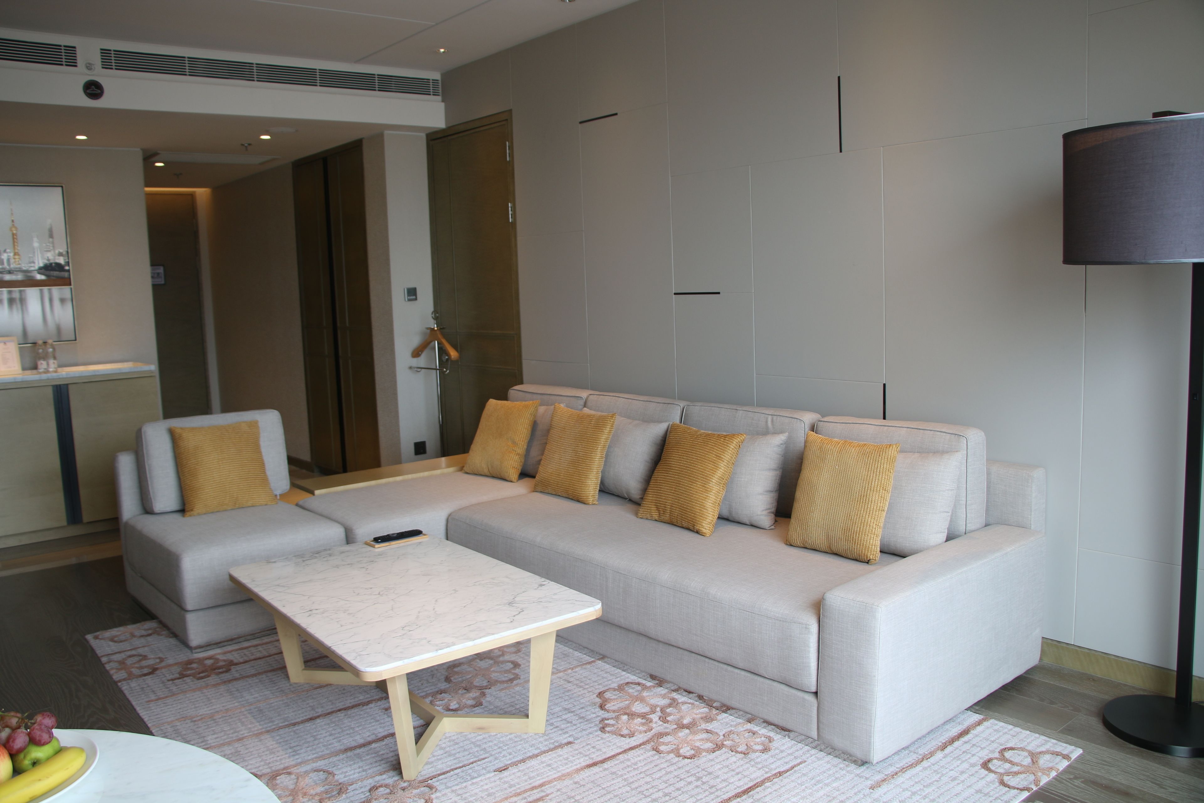 executive suite, 1 bedroom | down duvets, in-room safe, desk, soundproofing