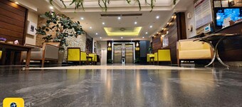 คาซร์ ลาซูร์ด ฟอร์ เซอร์วิส อพาร์ตเมนต์