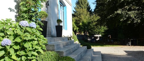 Entrada de la propiedad