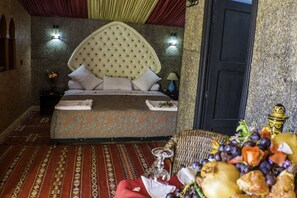 1 chambre, literie de qualité supérieure, Wi-Fi gratuit, draps fournis