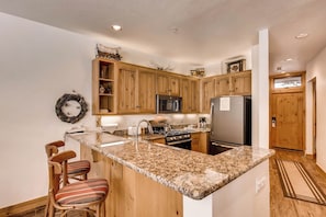 Fridge, microwave, oven, dishwasher