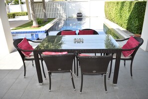3 Bedrooms Villa | In-room dining - Villa Sara (Hua Hin)