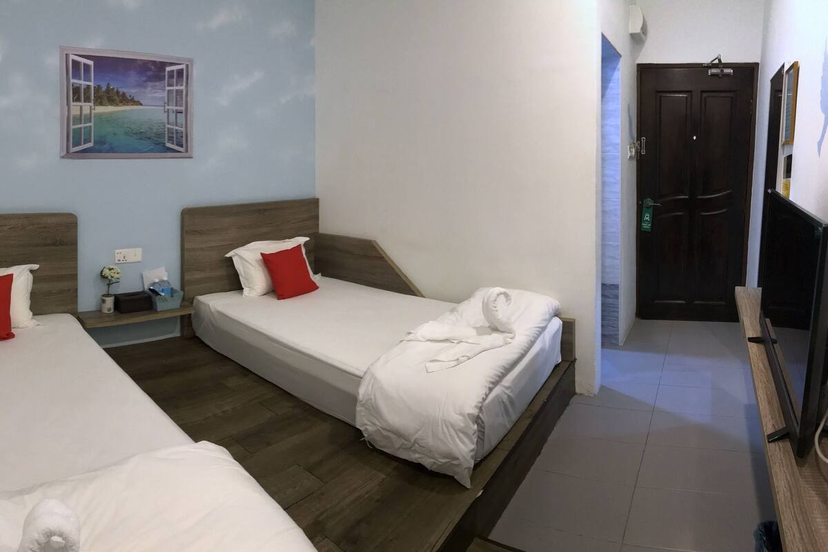 Deluxe-Zweibettzimmer | Schreibtisch, kostenloses WLAN