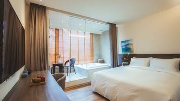 Deluxe Double Room, Ocean View | Desk, free WiFi, bed sheets