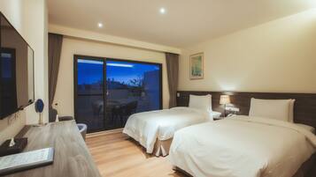 Desk, free WiFi, bed sheets