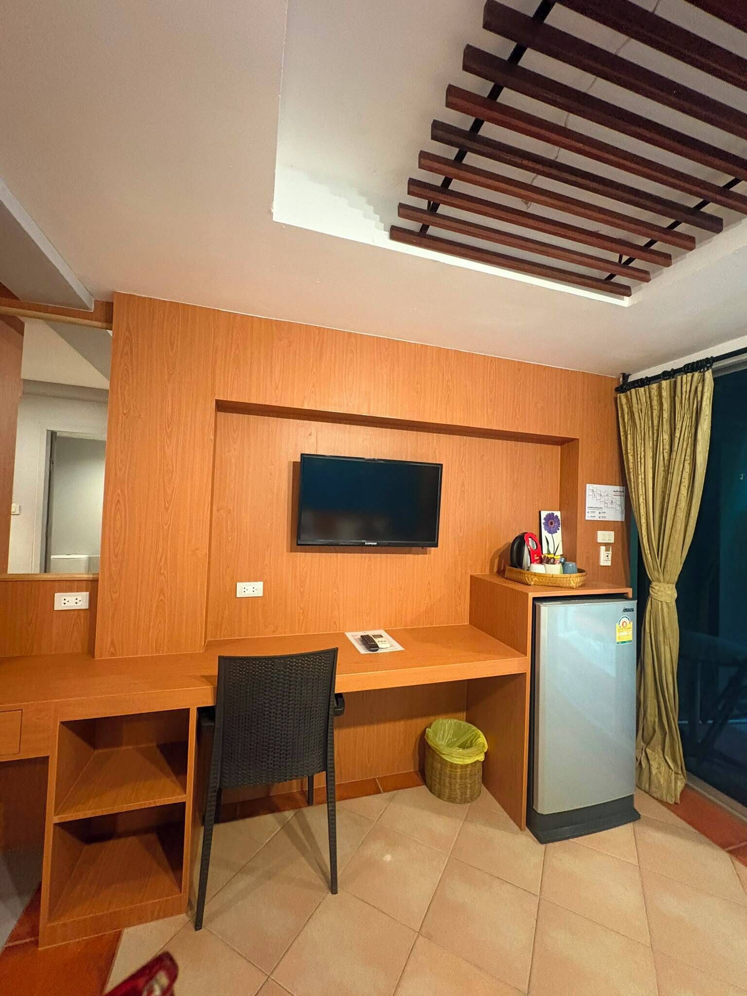 Photo - Porterhouse Beach Hotel