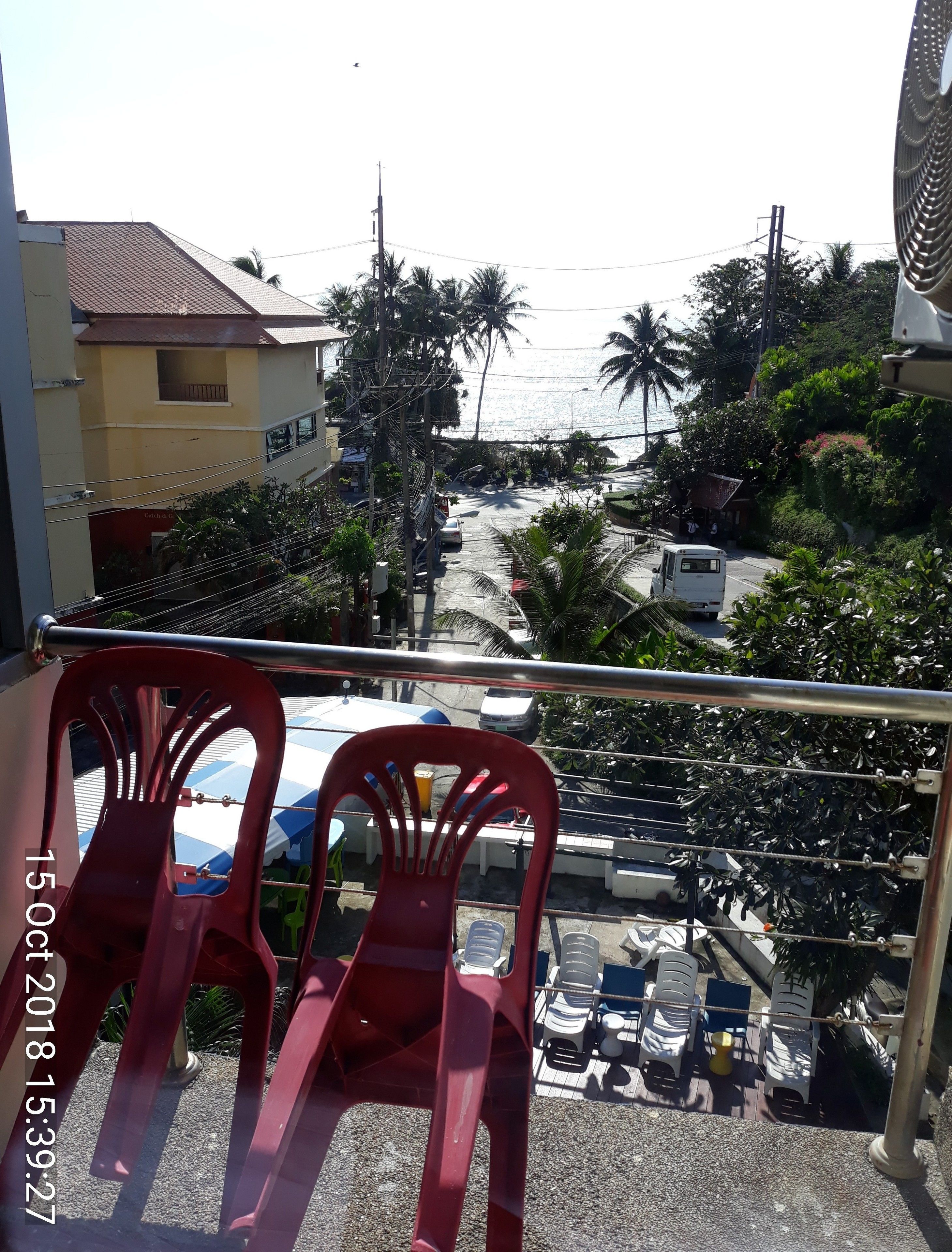 deluxe double room, 1 king bed, balcony | down duvets, tempur-pedic beds, minibar, in-room safe