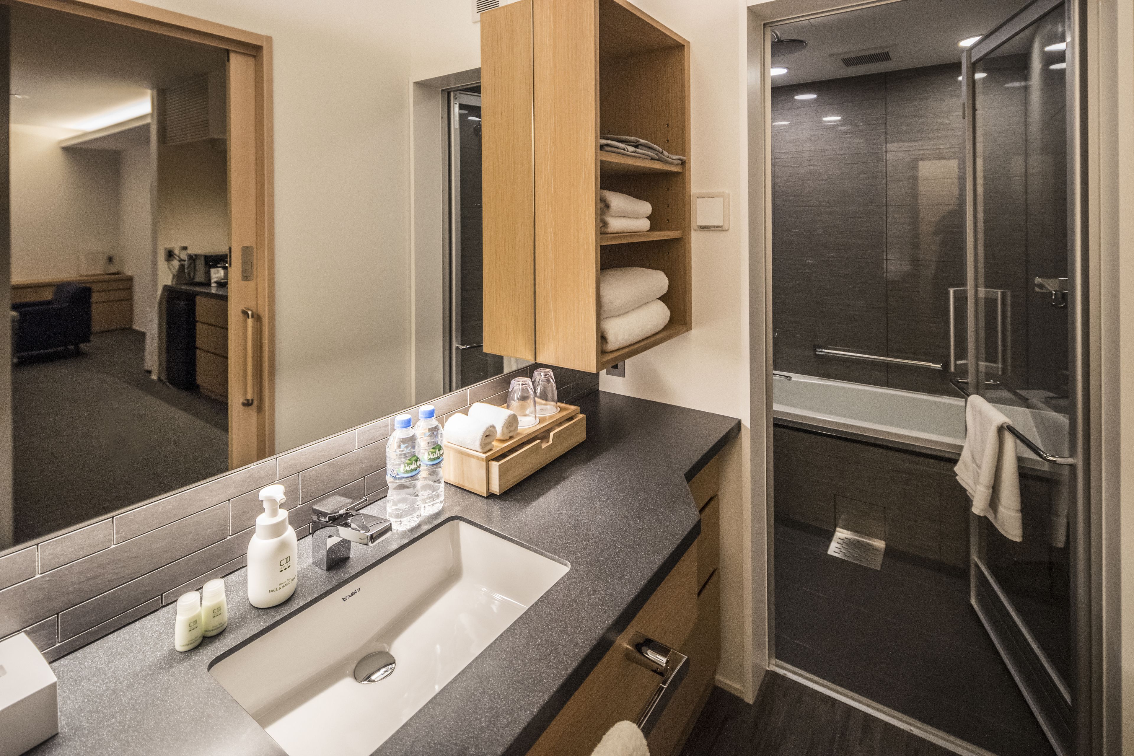 twin one bedroom suite with kitchenette and garden view – ground floor | 1 bedroom, premium bedding, down duvets, minibar